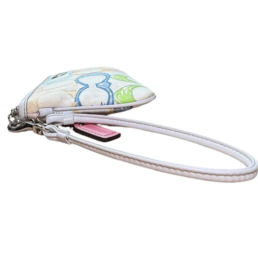 COACH | Hampton Scribble Wristlet